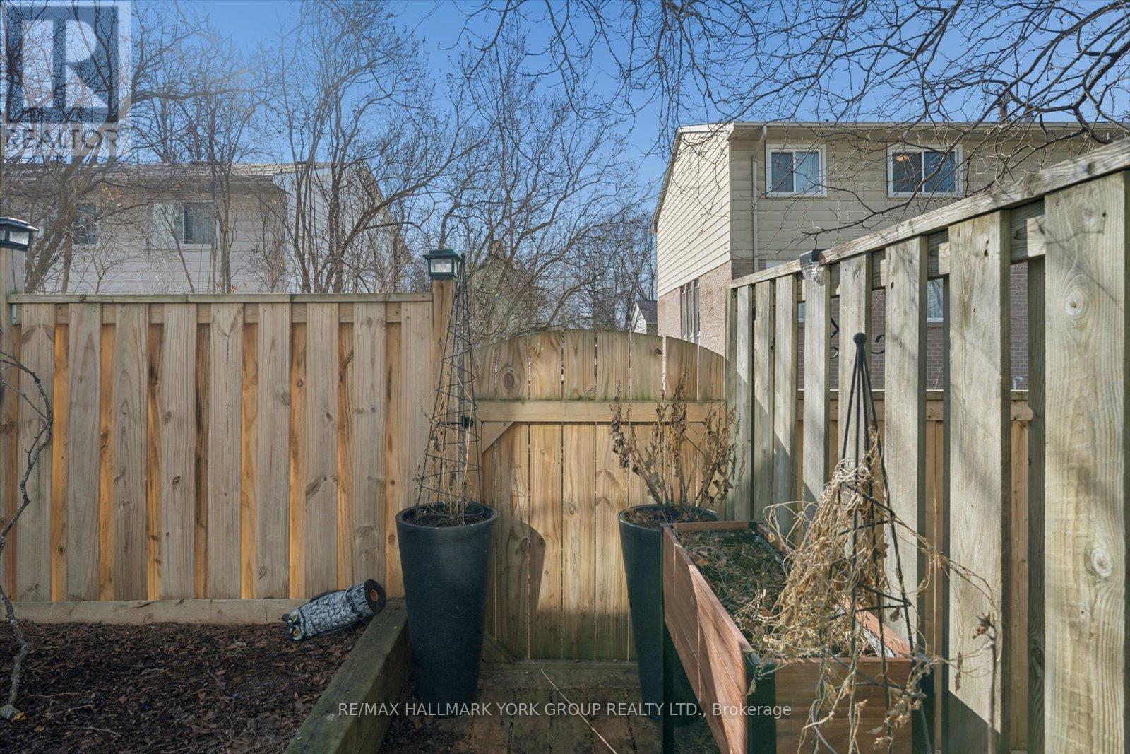 21 - 21 Harmony Circle, Bradford West Gwillimbury (Bradford), Ontario  L3Z 2T7 - Photo 38 - N12866474