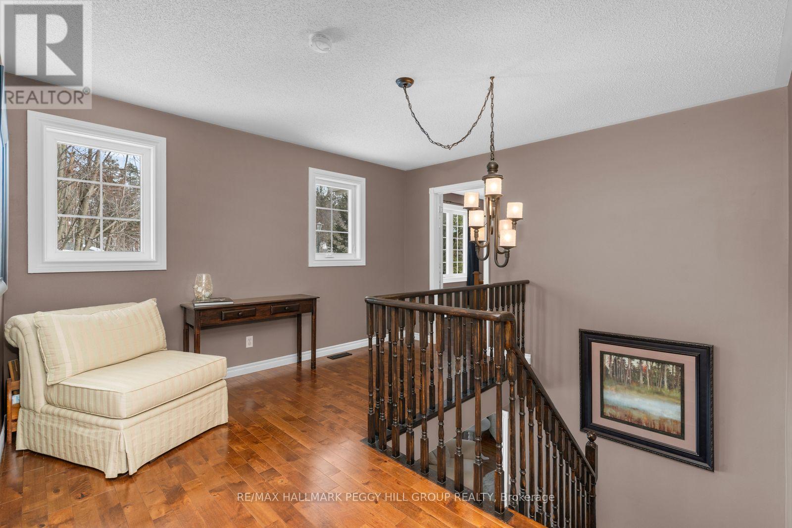 5 Campbell Court, Springwater, Ontario  L0L 1V0 - Photo 15 - S12866440