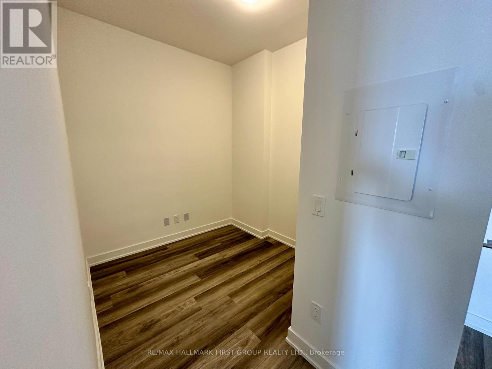 205 - 1010 Sandy Beach Road, Pickering, Ontario  L1W 0C7 - Photo 5 - E12843520