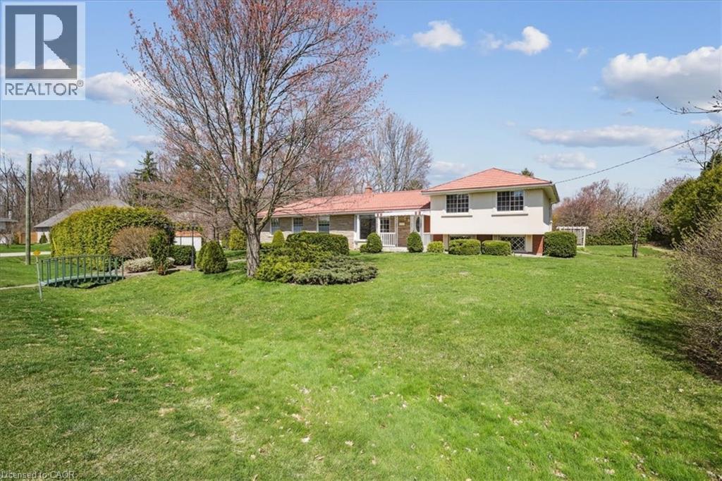 1 Westview Crescent, Waterdown, Ontario  L8B 0E4 - Photo 2 - 40810773