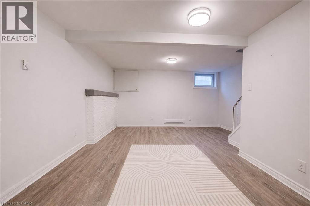 184 Westcourt Place, Waterloo, Ontario  N2L 2R7 - Photo 18 - 40810237