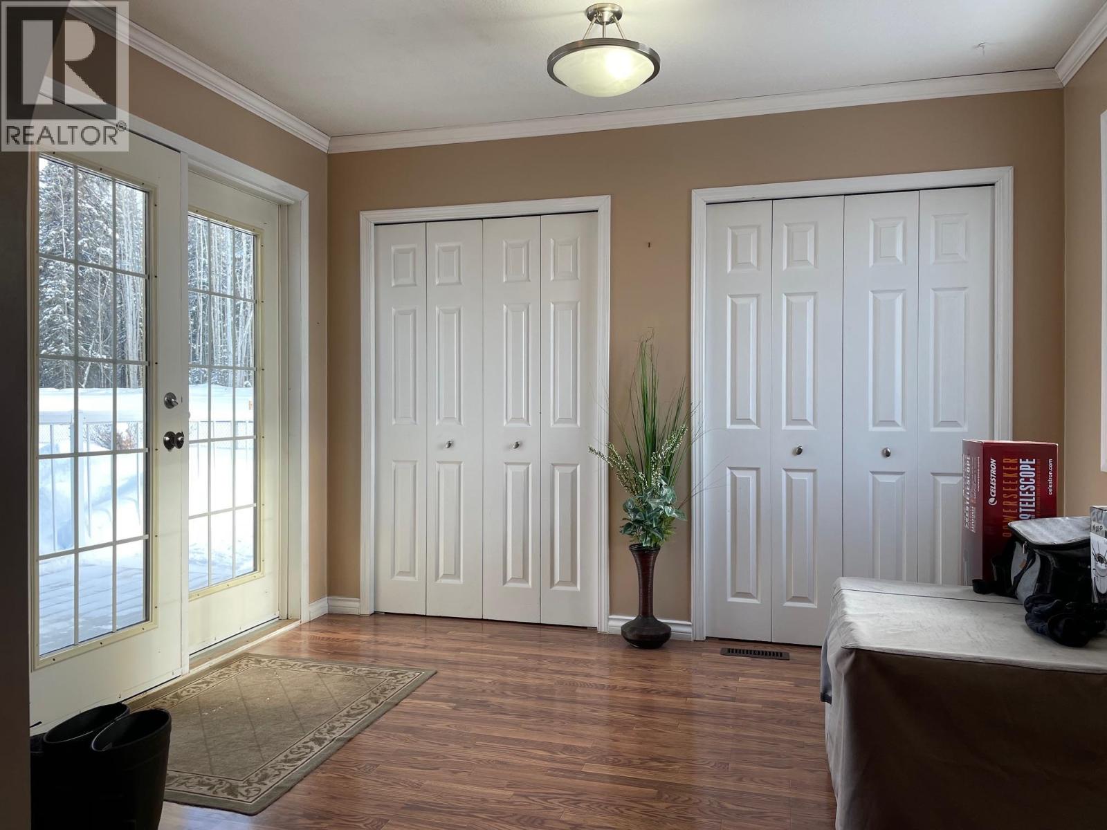 5548 Minnaker Crescent, Fort Nelson, British Columbia  V0C 1R0 - Photo 6 - R3098012