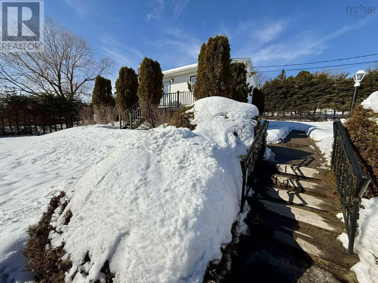 9 Crystal Lake Drive, Brookfield, Nova Scotia  B0N 1C0 - Photo 4 - 202603974