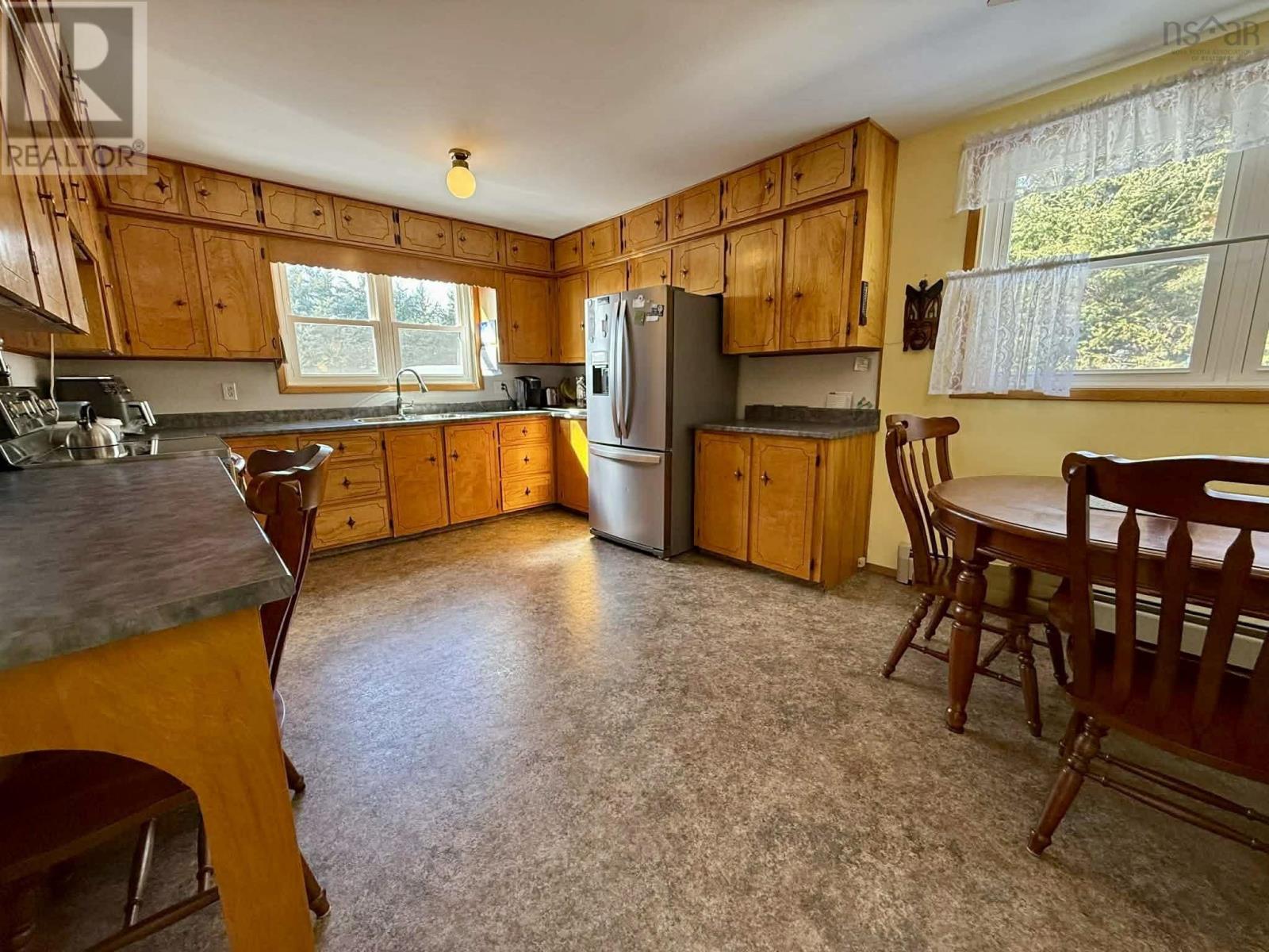 9 Crystal Lake Drive, Brookfield, Nova Scotia  B0N 1C0 - Photo 14 - 202603974