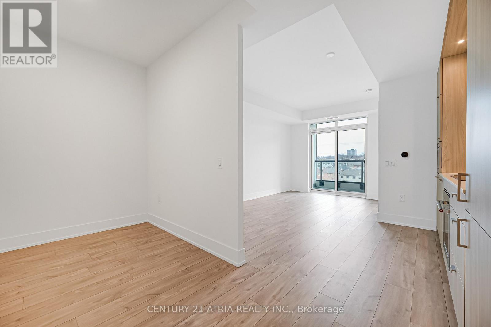 417 - 858 Dupont Street, Toronto, Ontario  M6G 0C1 - Photo 4 - W12866344