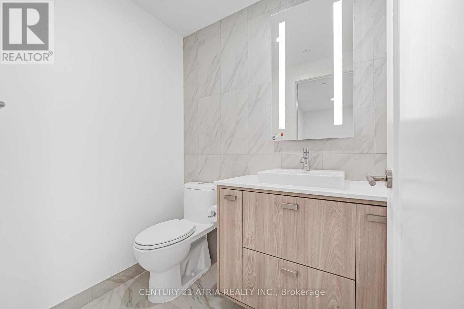 417 - 858 Dupont Street, Toronto, Ontario  M6G 0C1 - Photo 5 - W12866344