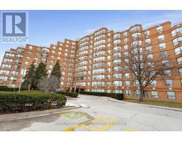 1004 - 6 HUMBERLINE DRIVE, Toronto, Ontario