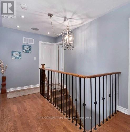 398 Van Kirk Drive, Brampton, Ontario  L7A 3V5 - Photo 12 - W12866458