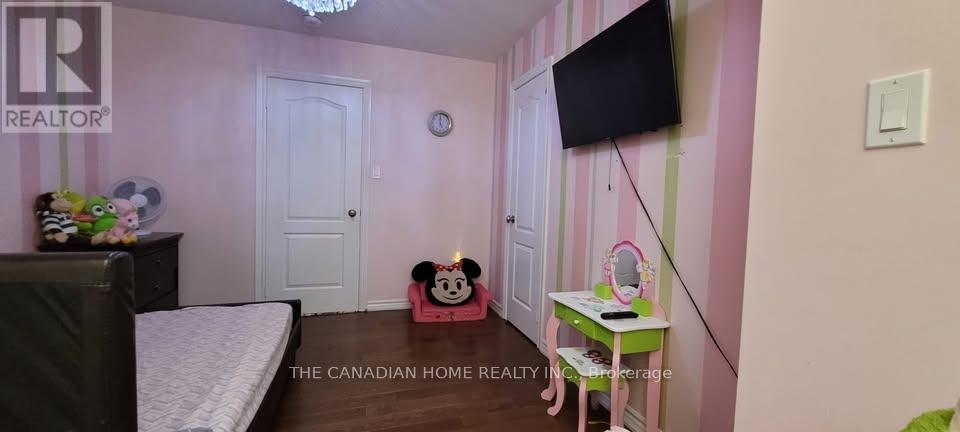 398 Van Kirk Drive, Brampton, Ontario  L7A 3V5 - Photo 15 - W12866458