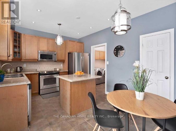 398 Van Kirk Drive, Brampton, Ontario  L7A 3V5 - Photo 7 - W12866458