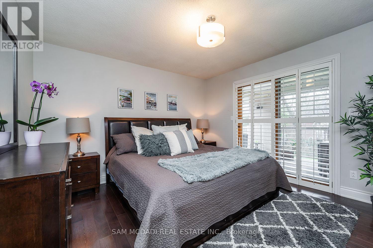 388 Ash Road, Oakville, Ontario  L6J 4P7 - Photo 21 - W12866514