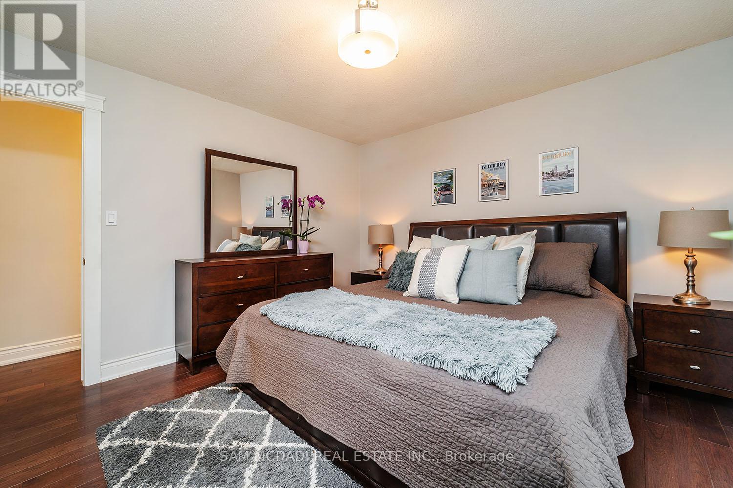 388 Ash Road, Oakville, Ontario  L6J 4P7 - Photo 22 - W12866514