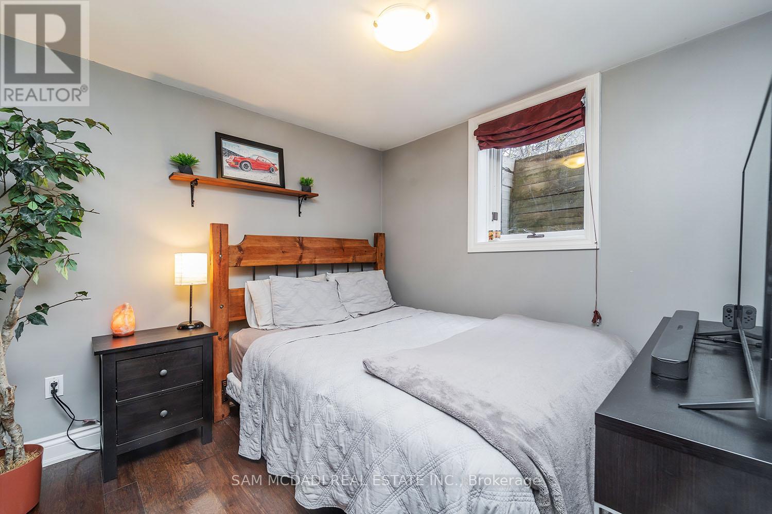 388 Ash Road, Oakville, Ontario  L6J 4P7 - Photo 35 - W12866514