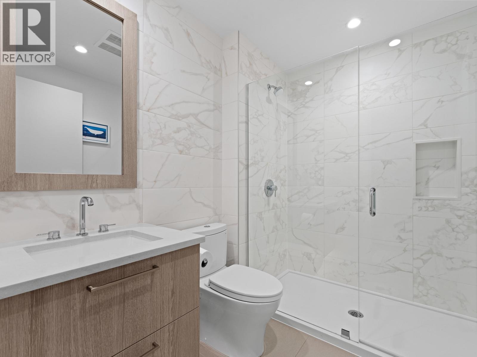 107 733 E 3rd Street, North Vancouver, British Columbia  V7L 1G8 - Photo 23 - R3090101