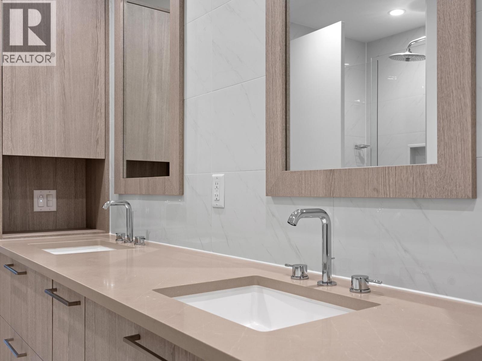 107 733 E 3rd Street, North Vancouver, British Columbia  V7L 1G8 - Photo 19 - R3090101