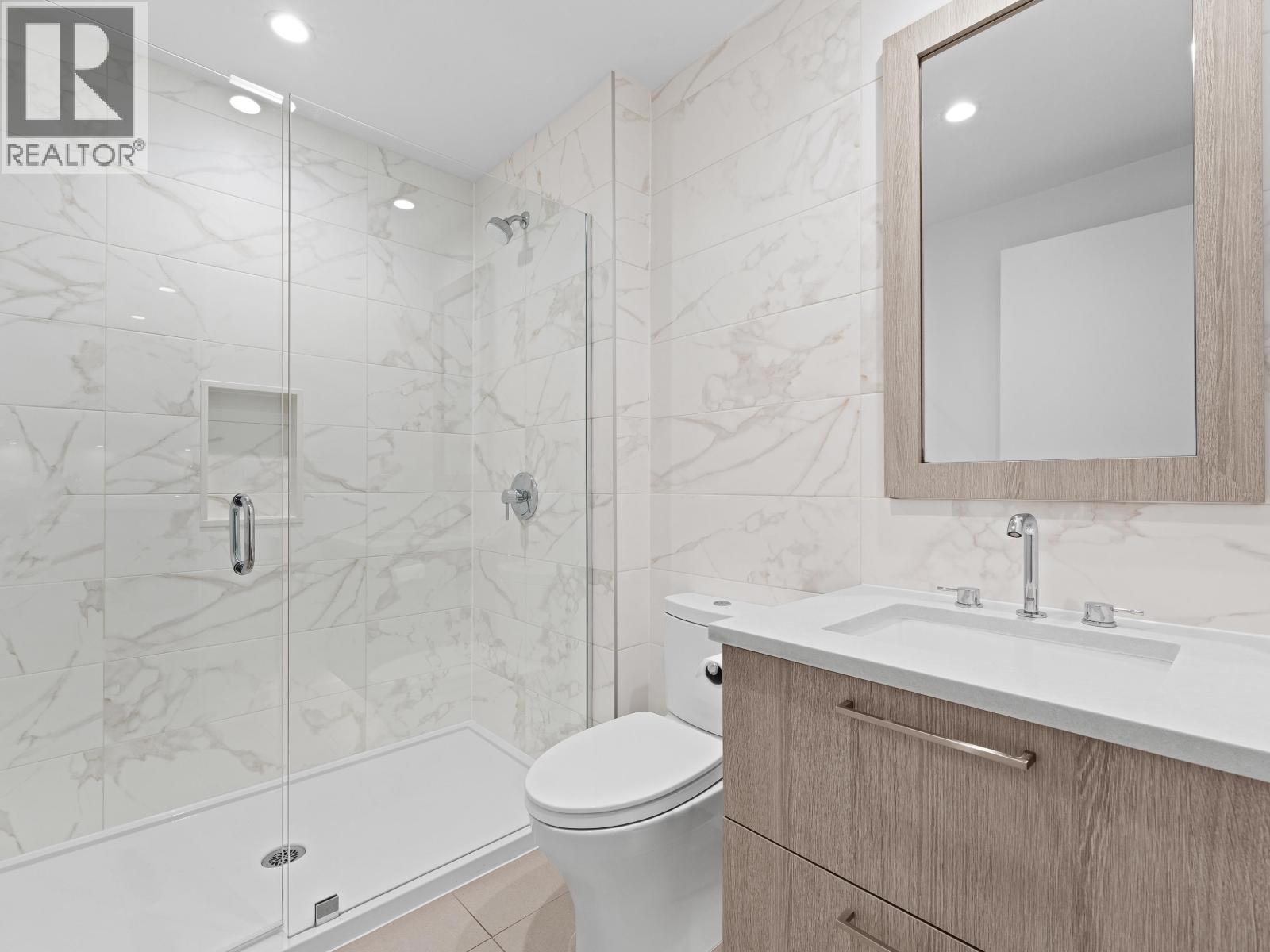 107 733 E 3rd Street, North Vancouver, British Columbia  V7L 1G8 - Photo 26 - R3090101