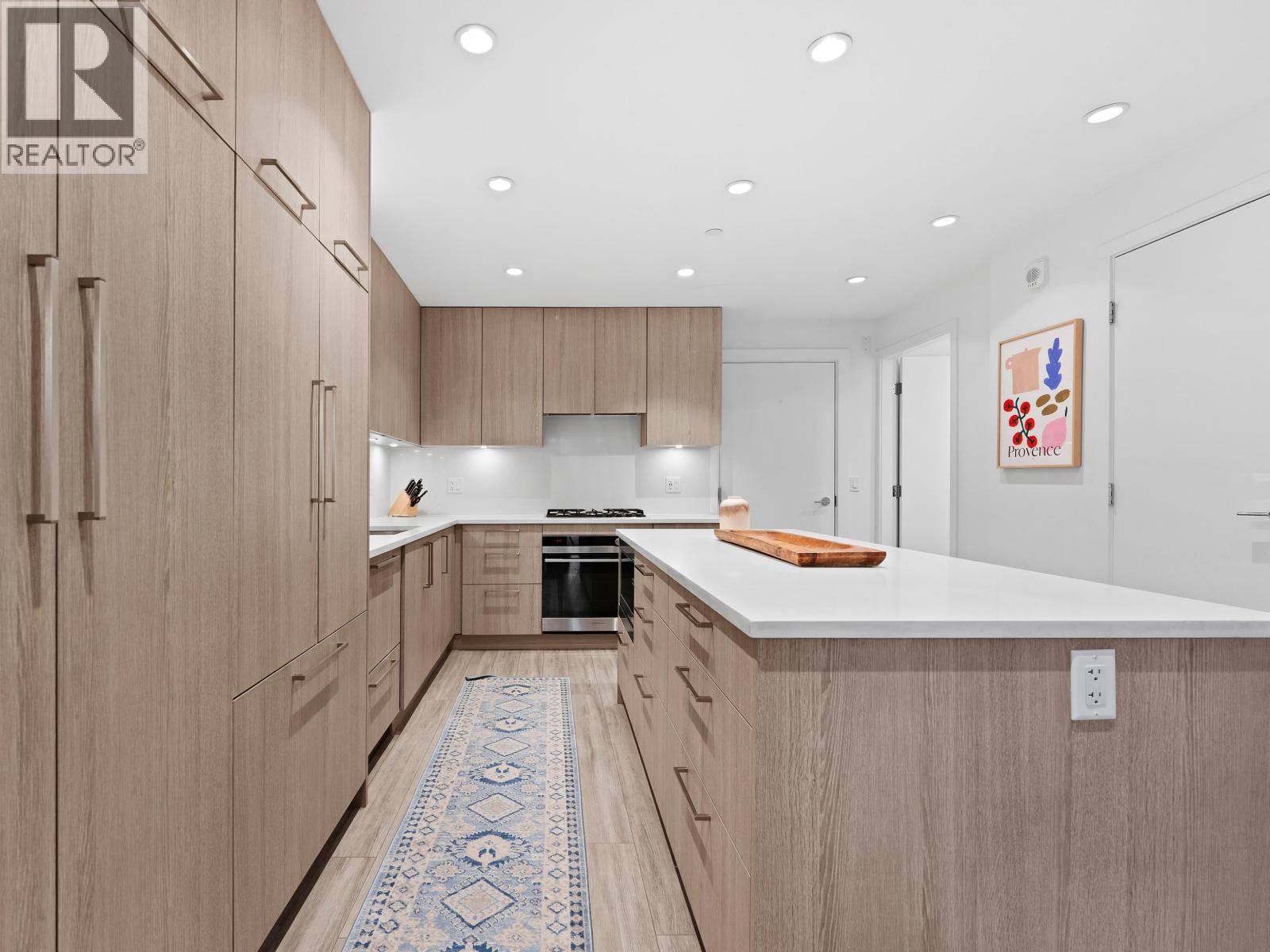 107 733 E 3rd Street, North Vancouver, British Columbia  V7L 1G8 - Photo 11 - R3090101