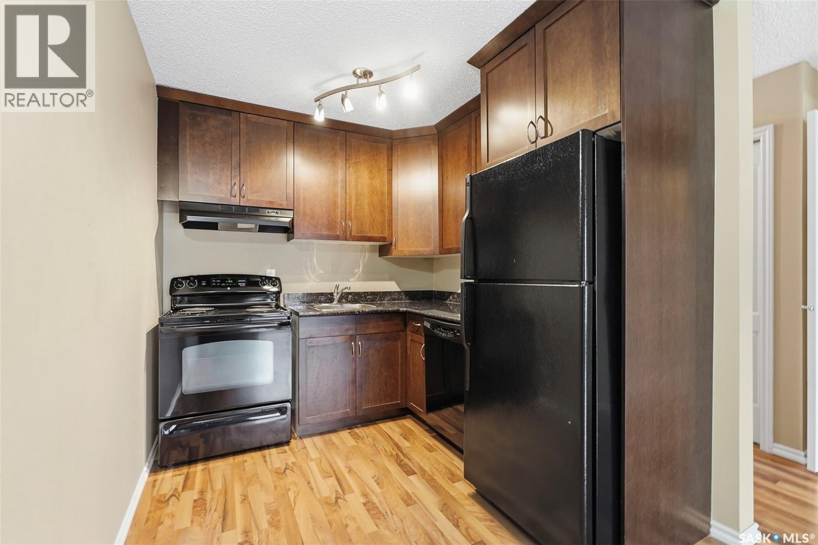 303 1013 Lansdowne Avenue, Saskatoon, Saskatchewan  S7H 2C2 - Photo 5 - SK030042