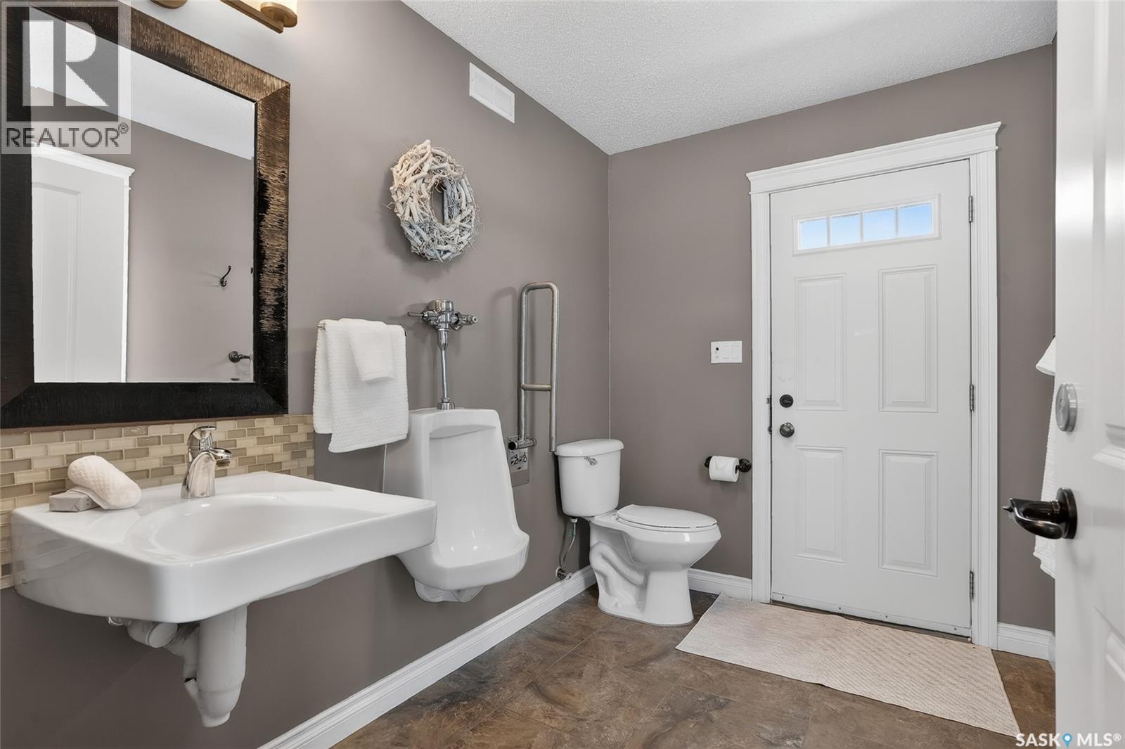 Warman Grid Road Acreage, Corman Park Rm No. 344, Saskatchewan  S0K 0E7 - Photo 24 - SK029904