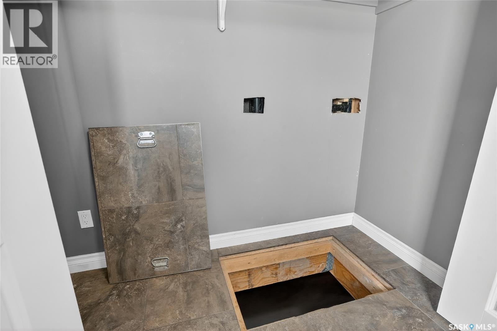 Warman Grid Road Acreage, Corman Park Rm No. 344, Saskatchewan  S0K 0E7 - Photo 25 - SK029904