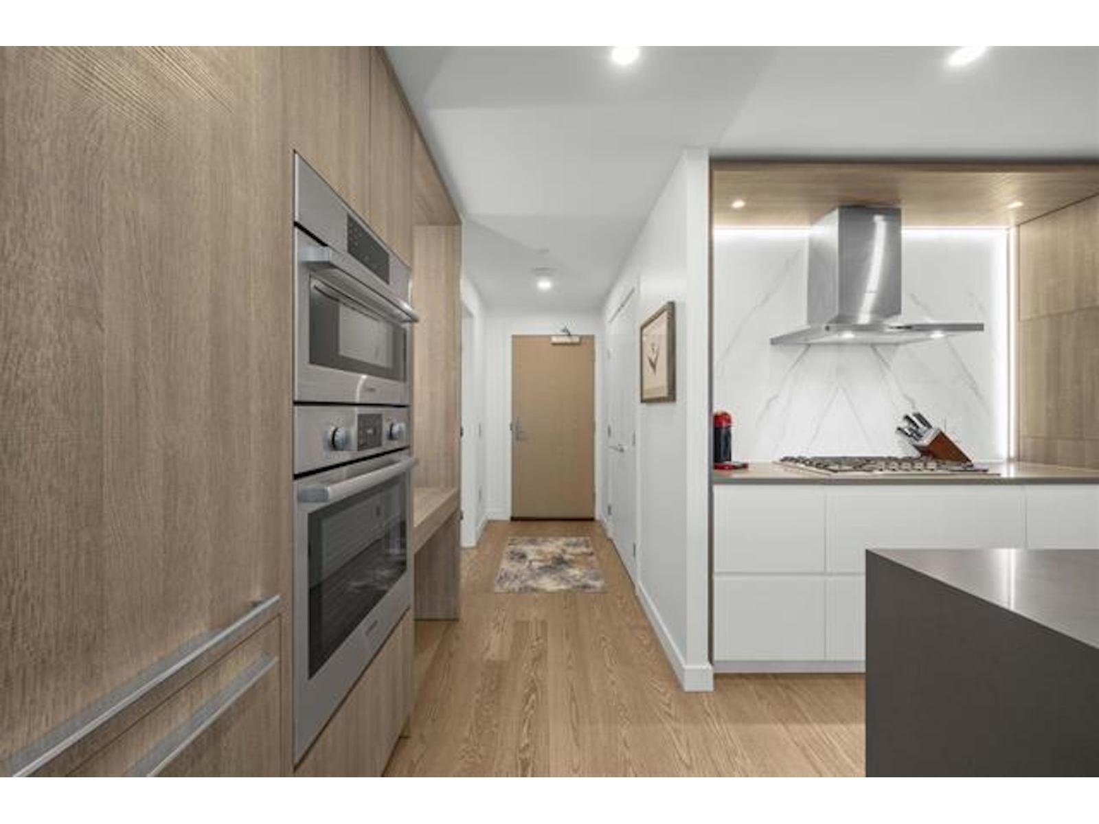 501 15165 Thrift Avenue, White Rock, British Columbia  V4B 0C1 - Photo 4 - R3097129