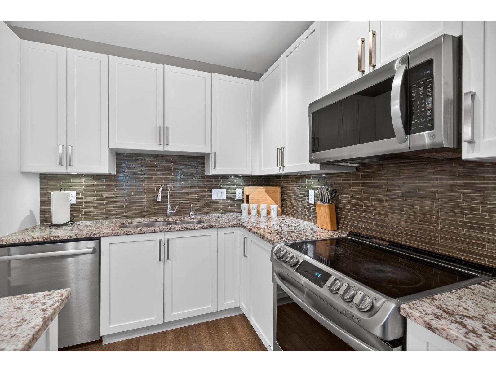 B102 6490 194 Street, Surrey, British Columbia  V4N 6J9 - Photo 6 - R3097353