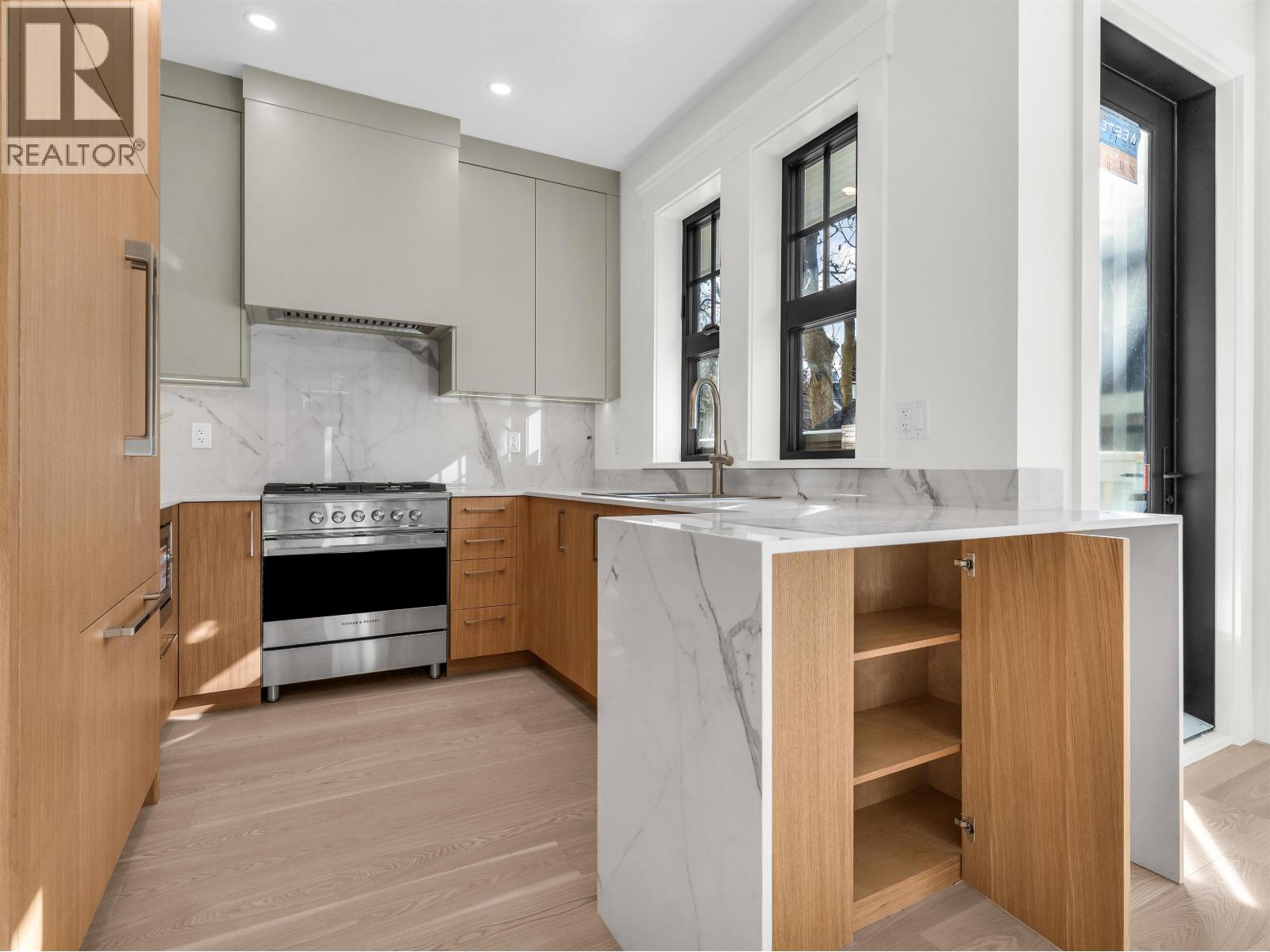 2568 W 2nd Avenue, Vancouver, British Columbia  V6K 1J8 - Photo 7 - R3096101