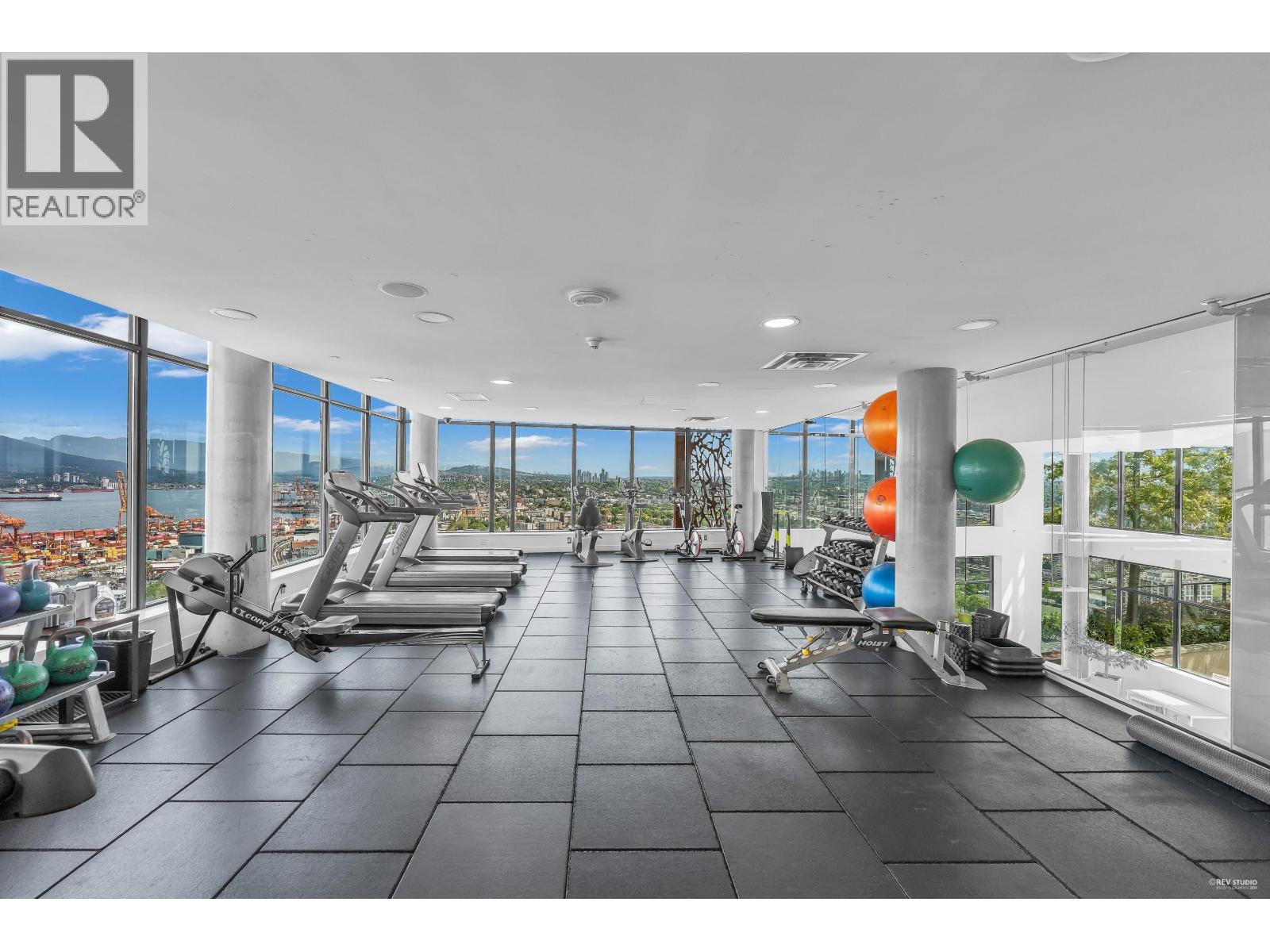 3605 128 W Cordova Street, Vancouver, British Columbia  V6B 0E6 - Photo 3 - R3097576