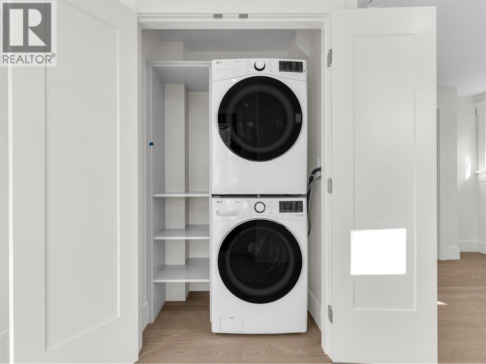 2566 W 2nd Avenue, Vancouver, British Columbia  V6K 1J8 - Photo 29 - R3096096