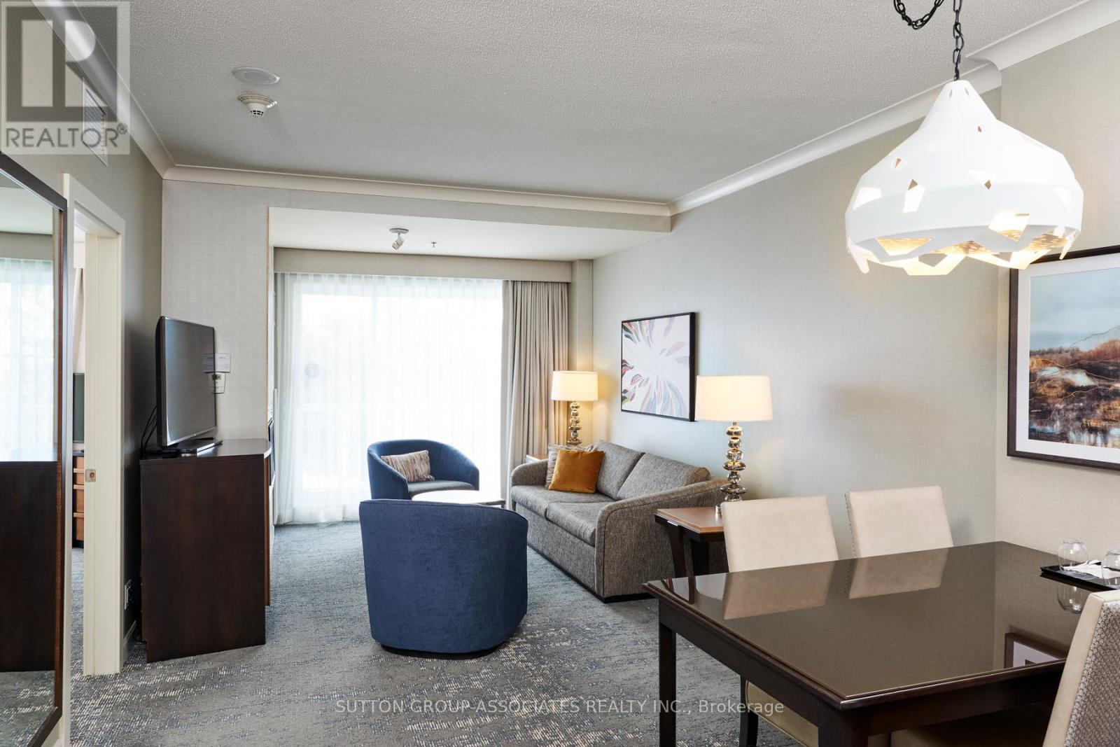 304 - 220 Gord Canning Drive, Blue Mountains, Ontario  L9Y 0K9 - Photo 10 - X12866404