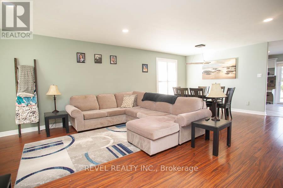 307 Brant County Road 18, Brant, Ontario  N3T 5L9 - Photo 5 - X12866446