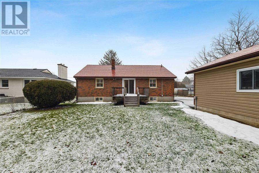 115 Albert Street N, Kawartha Lakes, Ontario  K9V 4K6 - Photo 16 - X12866452