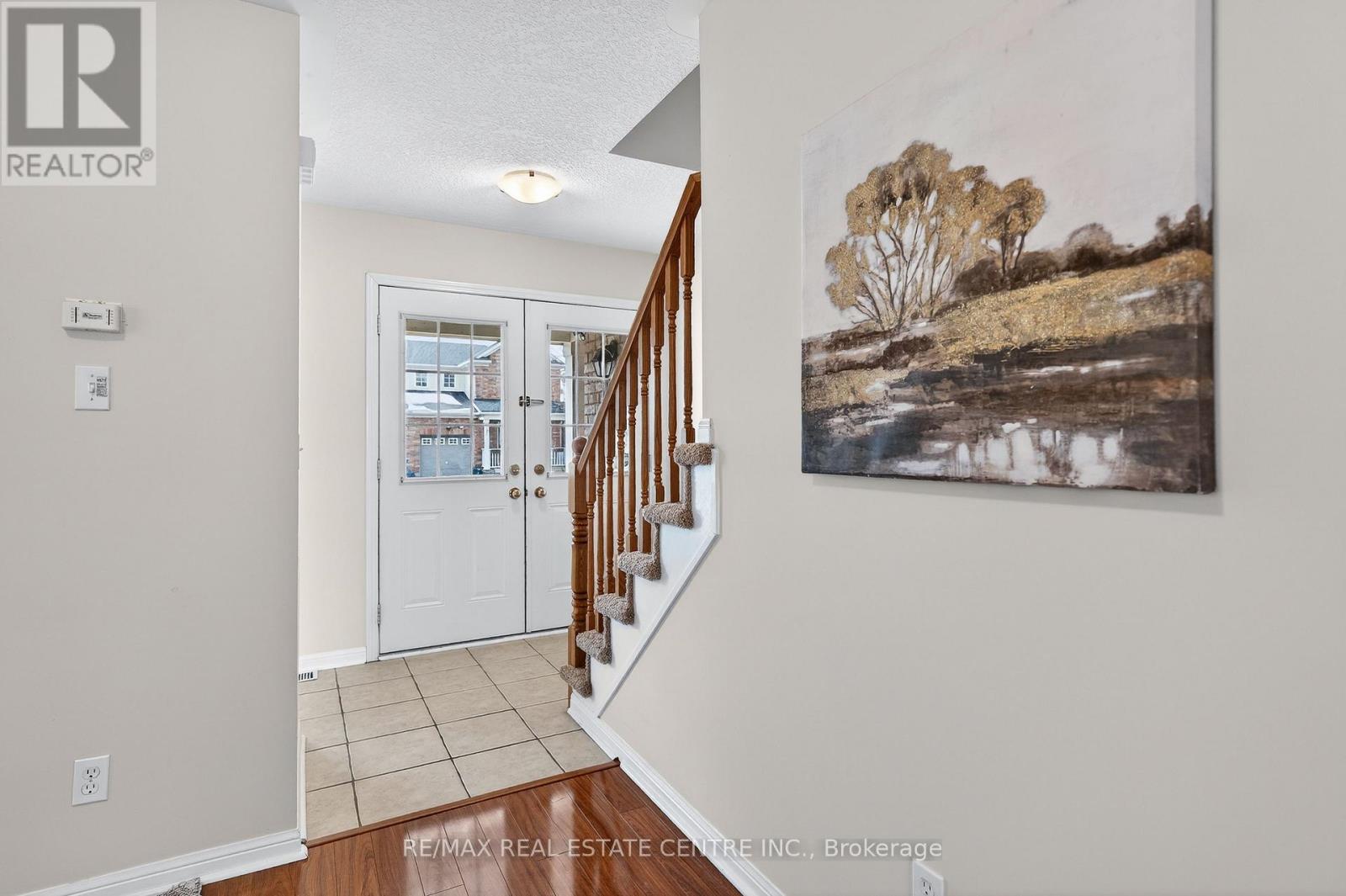 20 Longspur Way, Cambridge, Ontario  N1T 2K4 - Photo 2 - X12866454