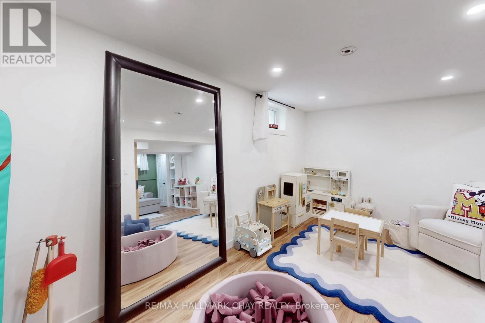 9 Bolton Avenue, Thorold, Ontario  L2V 3H5 - Photo 23 - X12866520