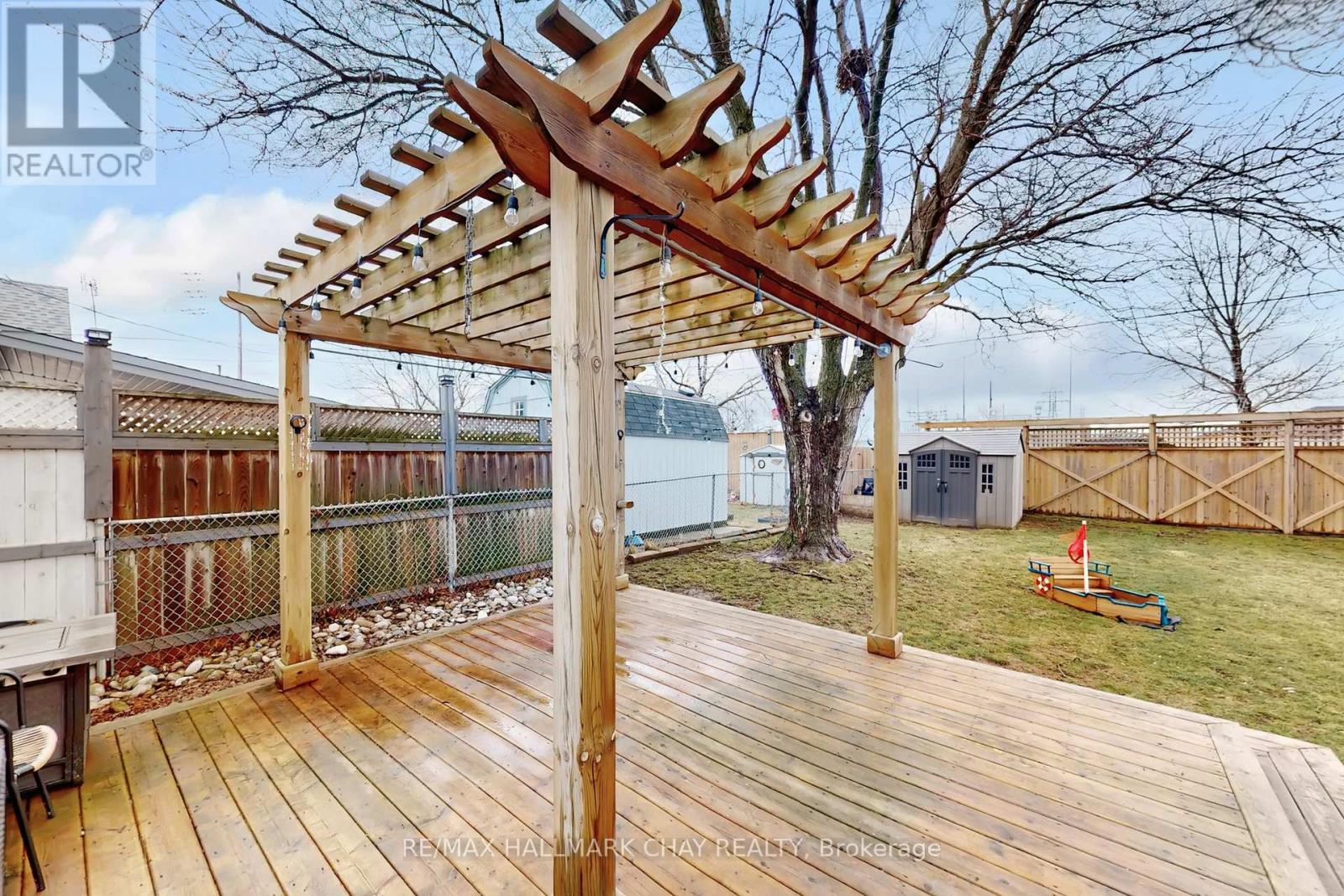 9 Bolton Avenue, Thorold, Ontario  L2V 3H5 - Photo 33 - X12866520