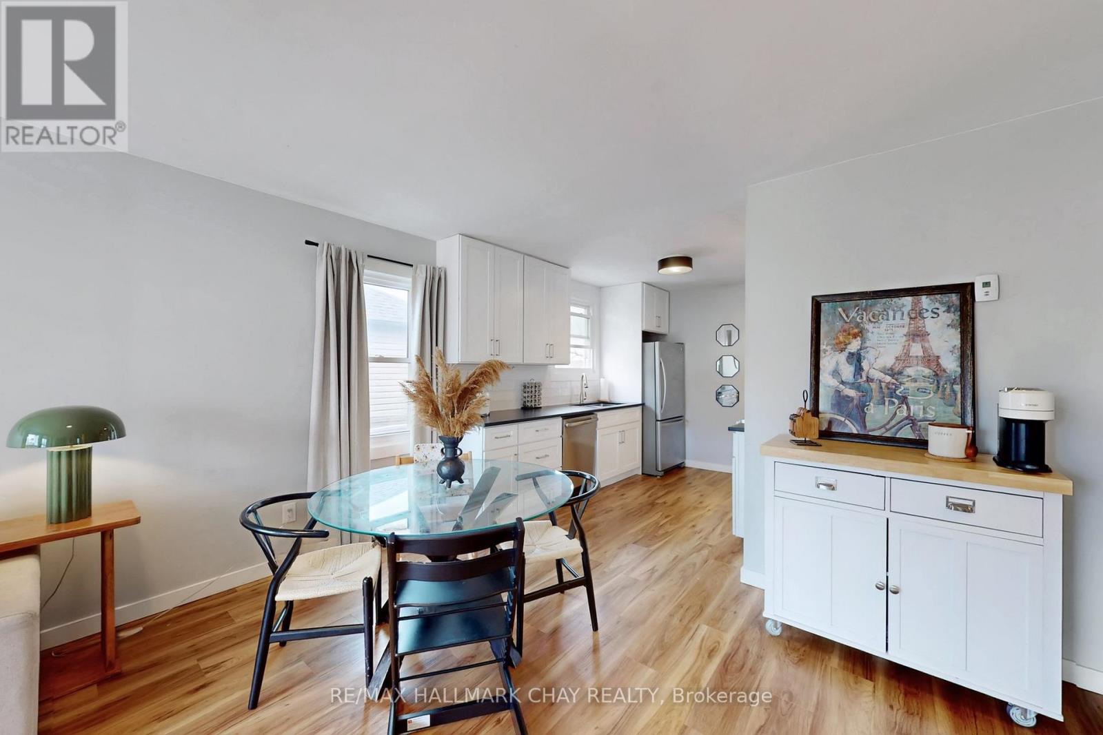 9 Bolton Avenue, Thorold, Ontario  L2V 3H5 - Photo 8 - X12866520