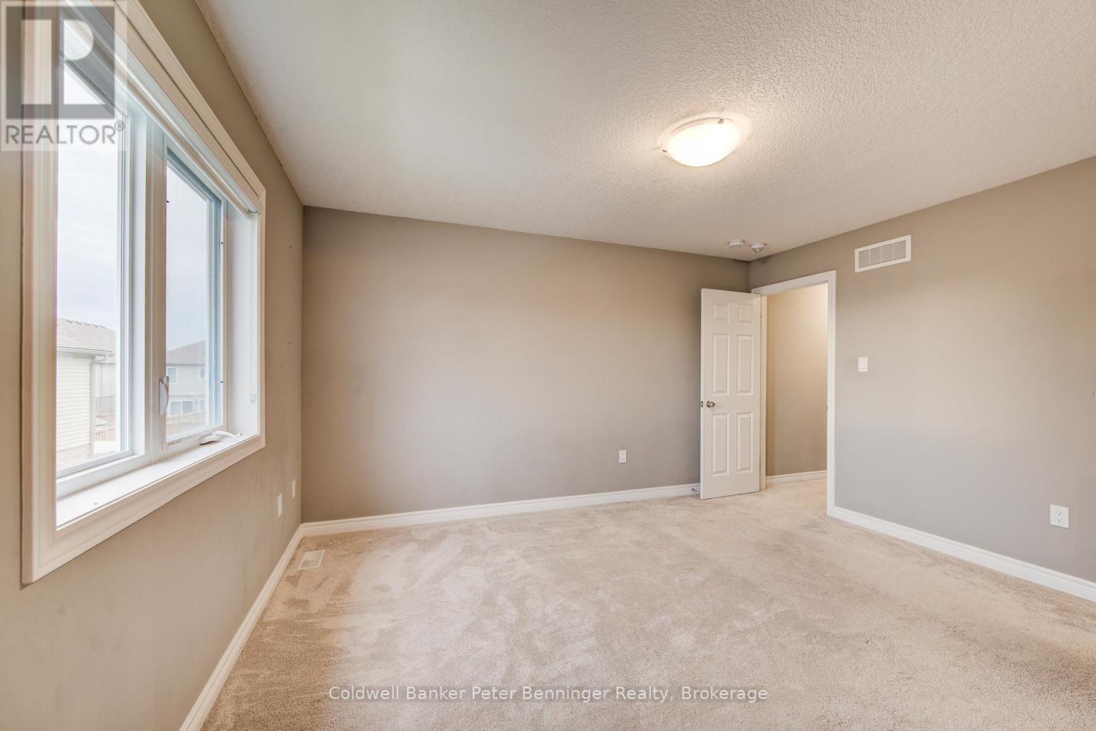 77 John Brabson Crescent, Guelph (Kortright East), Ontario  N1G 0G7 - Photo 41 - X12781270