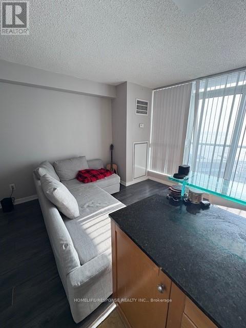 1709 - 208 Queens Quay, Toronto, Ontario  M5J 2Y5 - Photo 6 - C12866314