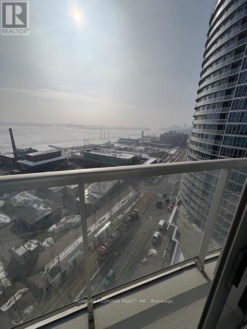 1709 - 208 Queens Quay, Toronto, Ontario  M5J 2Y5 - Photo 7 - C12866314