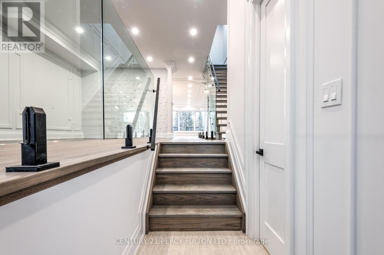 195 Danforth Road, Toronto, Ontario  M1L 3X1 - Photo 3 - E12859418