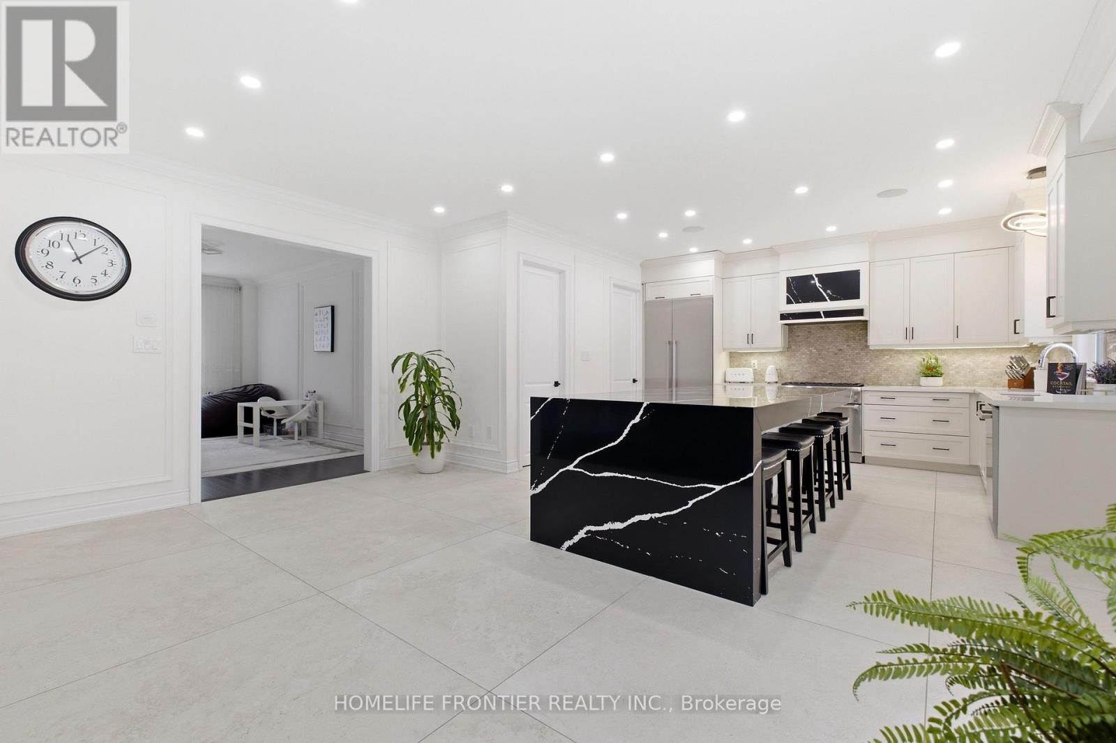 1195 Shore Acres Drive, Innisfil, Ontario  L0L 1R0 - Photo 20 - N12865596