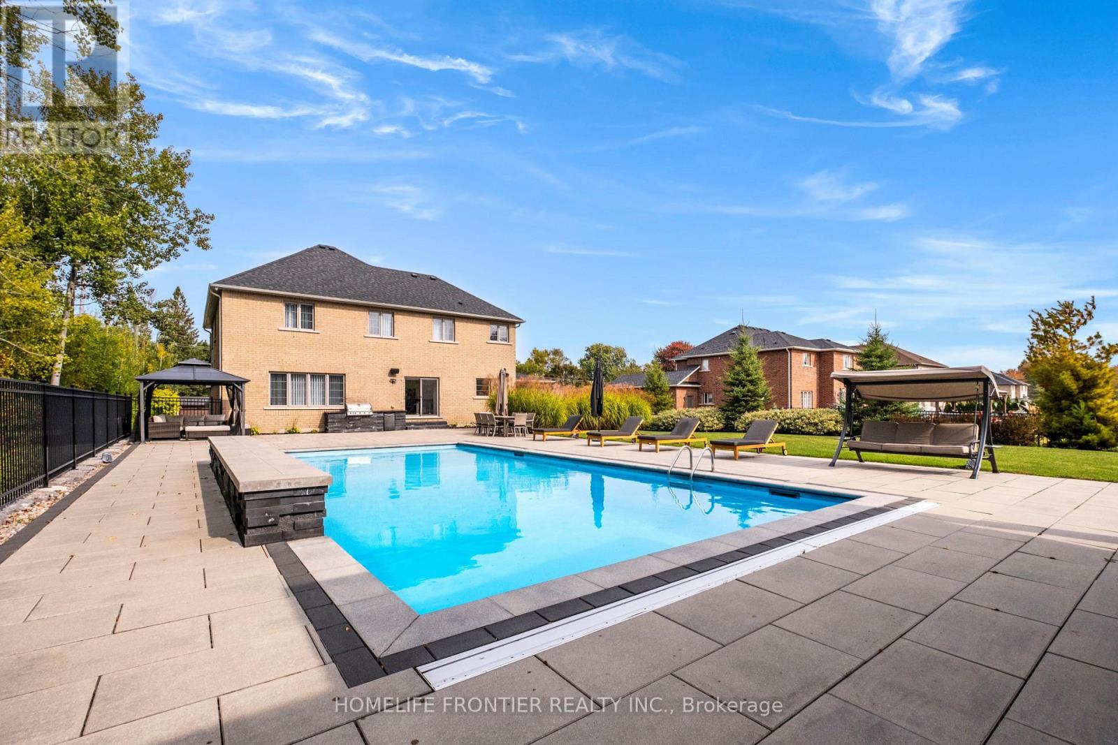 1195 Shore Acres Drive, Innisfil, Ontario  L0L 1R0 - Photo 39 - N12865596