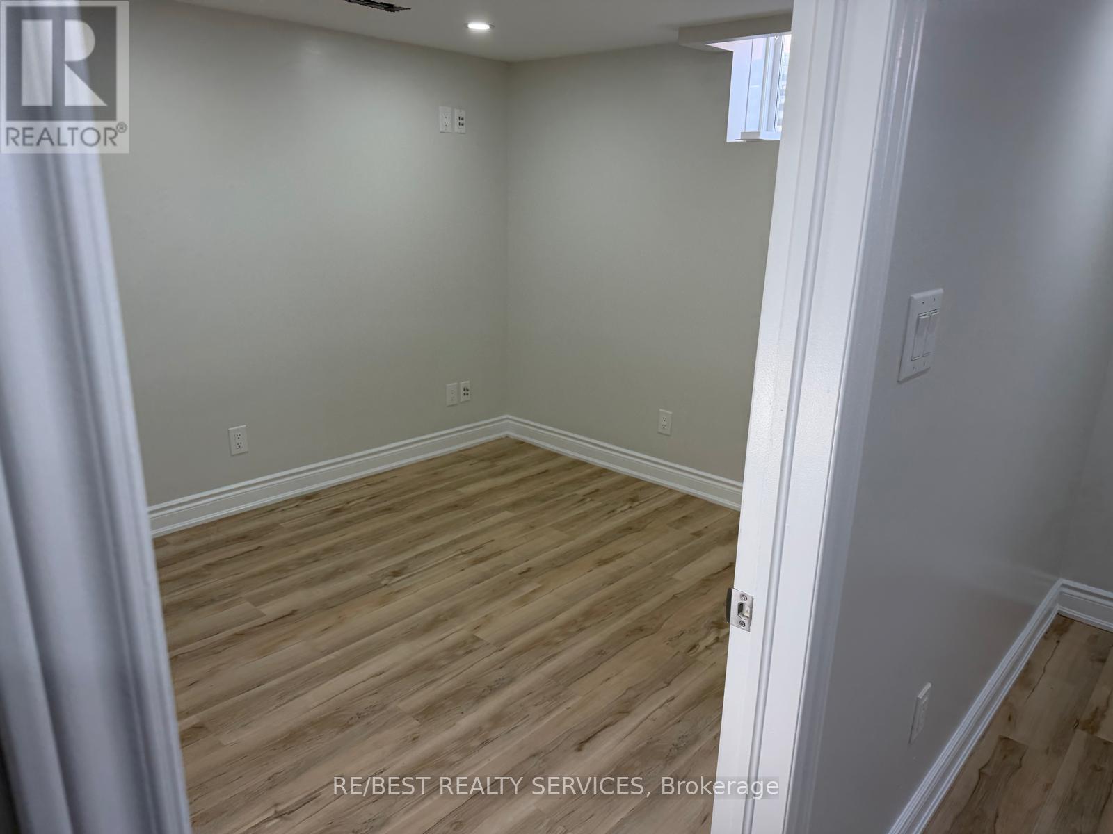 Bsmt - 1 O'connor Lane, Guelph, Ontario  N1E 7G6 - Photo 20 - X12653988