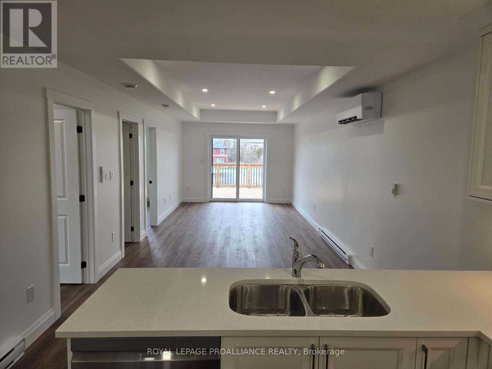 1 - 92 Lywood Street, Belleville, Ontario  K0K 1K0 - Photo 7 - X12776240