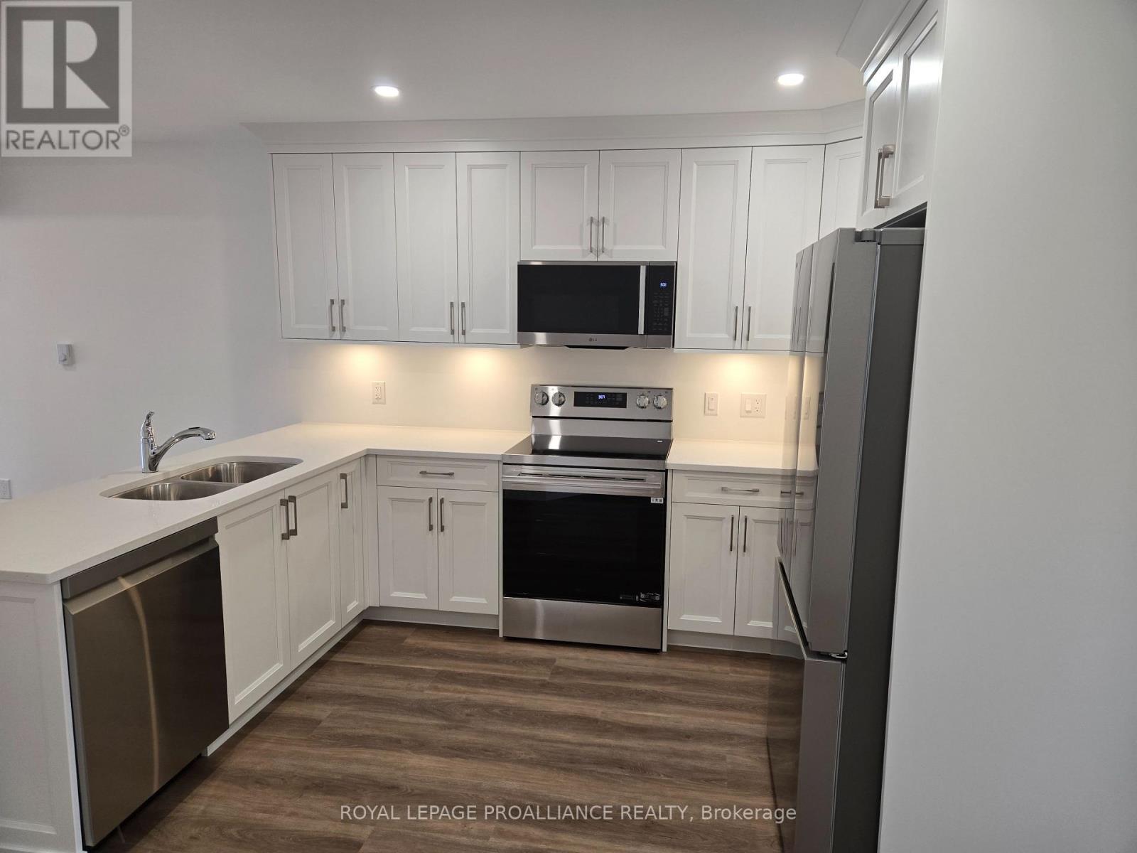 1 - 92 Lywood Street, Belleville, Ontario  K0K 1K0 - Photo 5 - X12776240