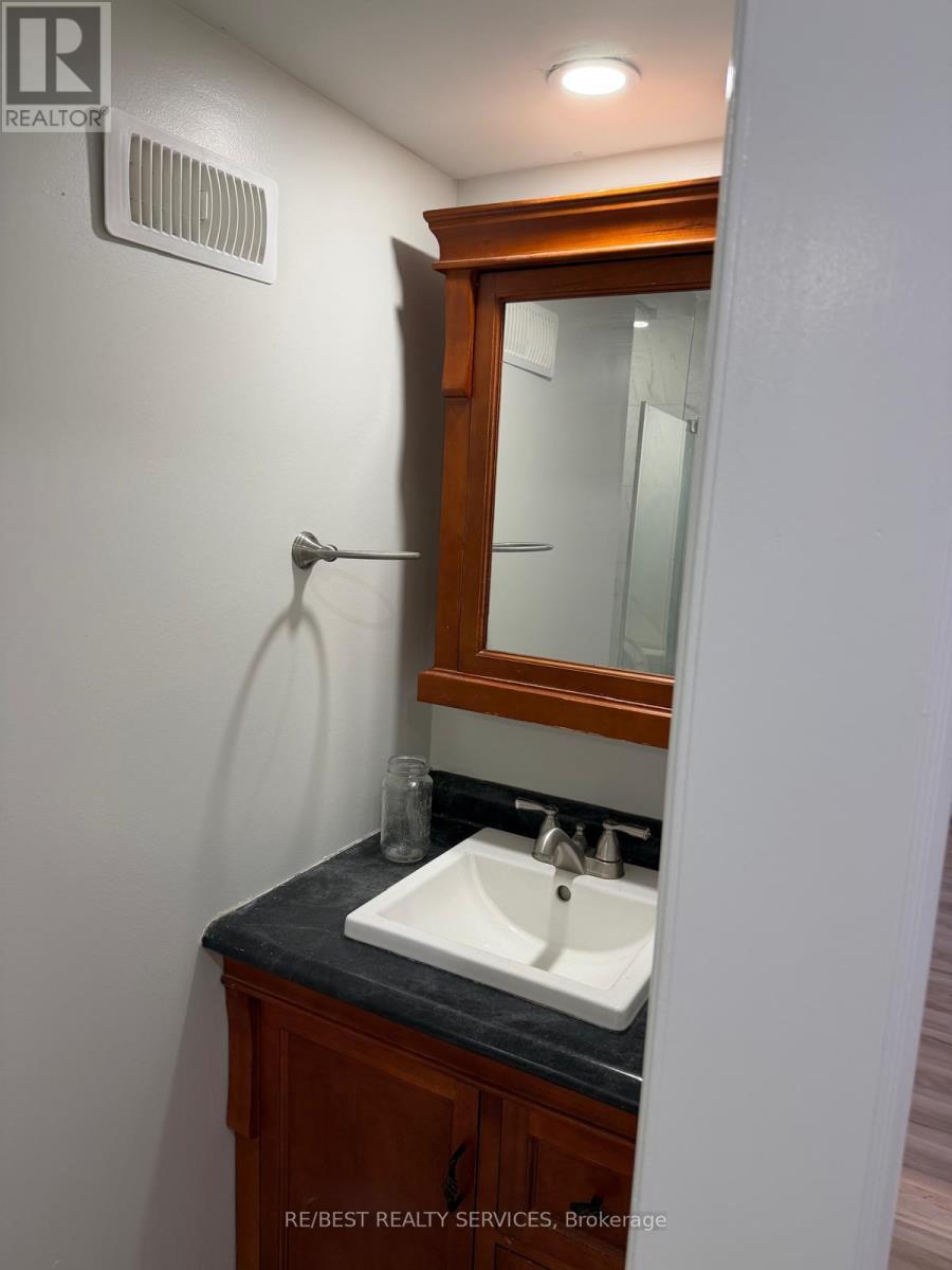 Bsmt - 1 O'connor Lane, Guelph, Ontario  N1E 7G6 - Photo 26 - X12653988