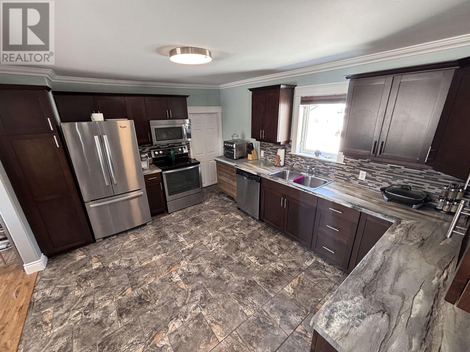 18 Allen Street, North Rustico, Prince Edward Island  C0A 1X0 - Photo 9 - 202603439