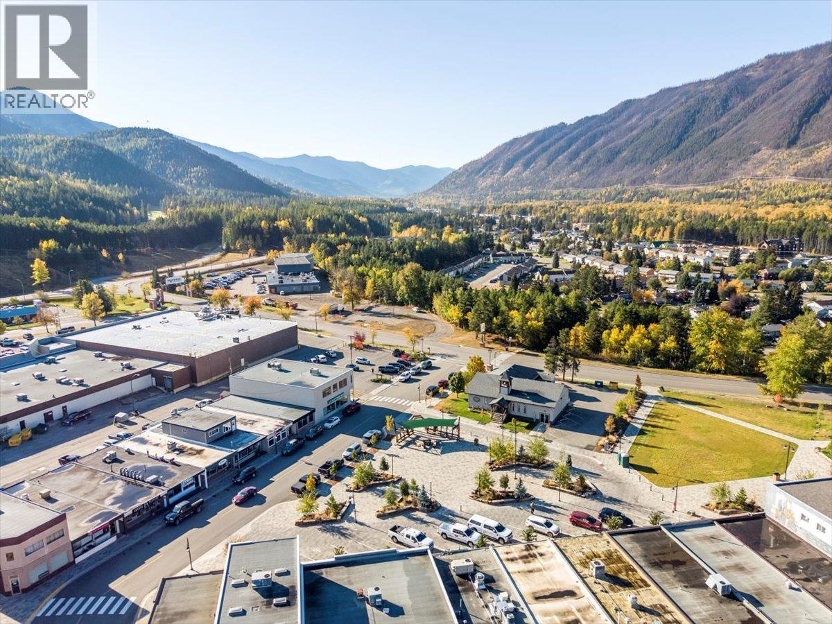 116 Centennial Street, Sparwood, British Columbia  V0B 2G0 - Photo 28 - 10378807