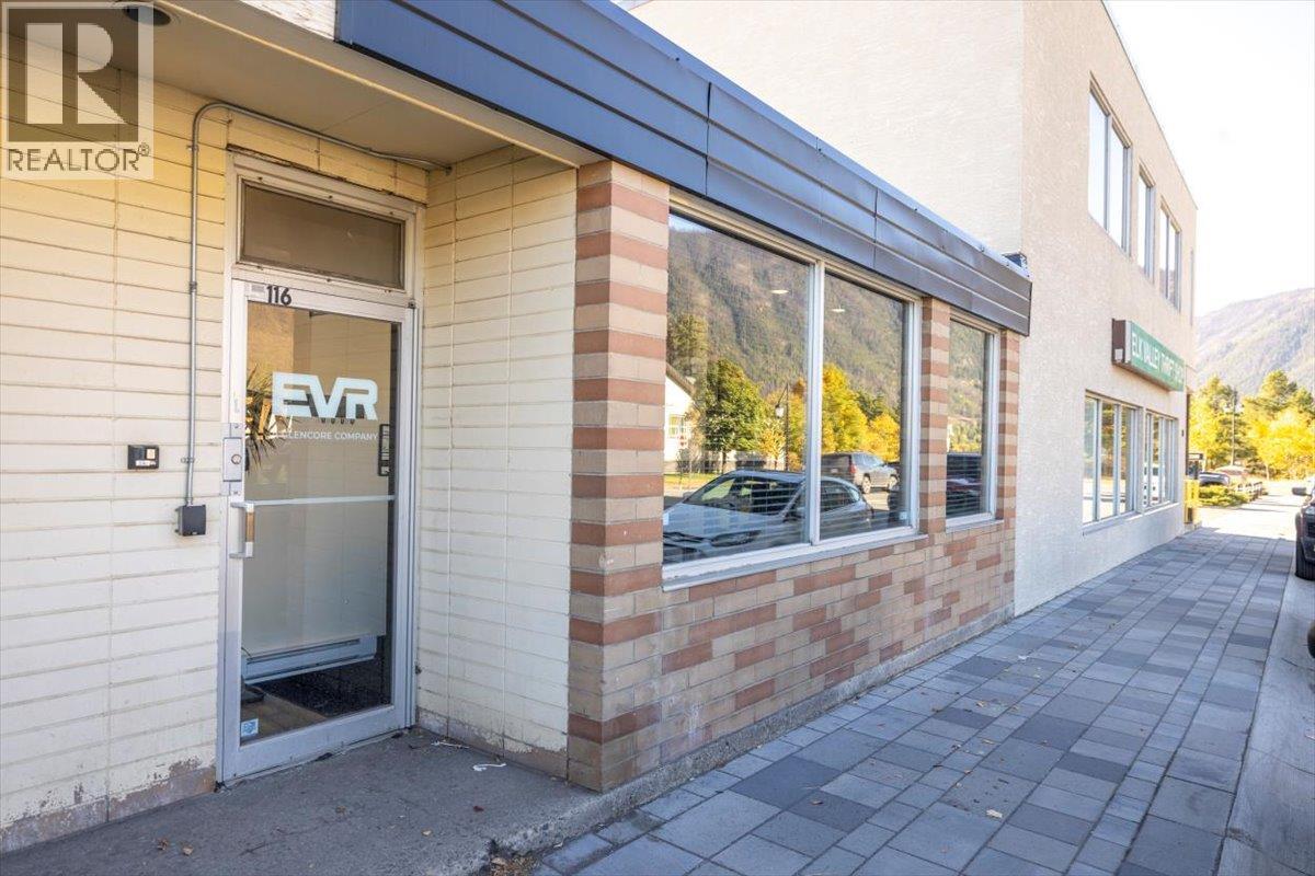 116 Centennial Street, Sparwood, British Columbia  V0B 2G0 - Photo 3 - 10378807