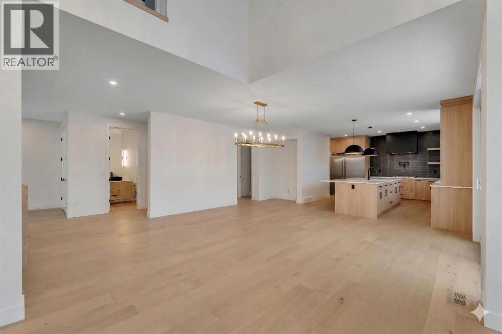 138 North Bridges Garden, Langdon, Alberta  T0J 1X3 - Photo 7 - A2282165